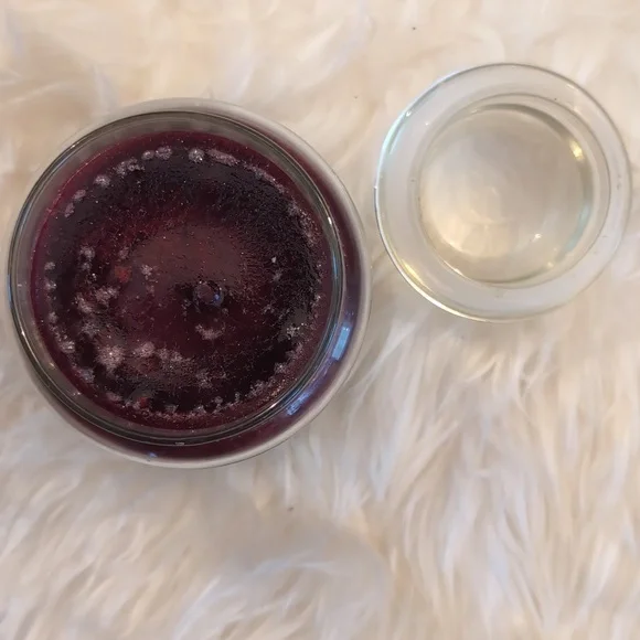 New, Unlit Vintage Yankee Candle Macintosh Spice 22oz Candle Jar - Picture 3 of 3